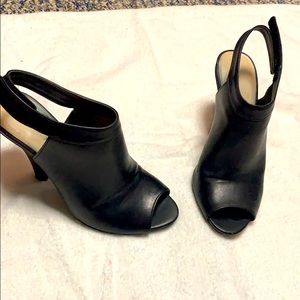 Nine West full sandal